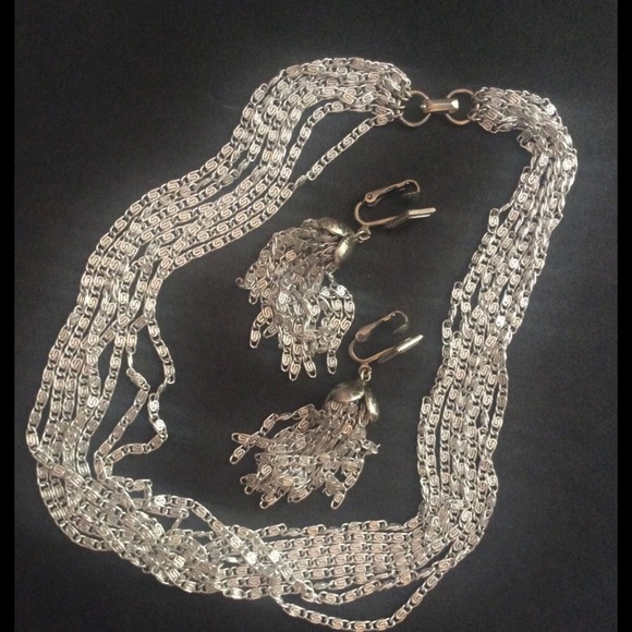 Sarah Coventry Necklace & Earrings Silvery Cascade Clip On 1960s - Picture 3 of 9